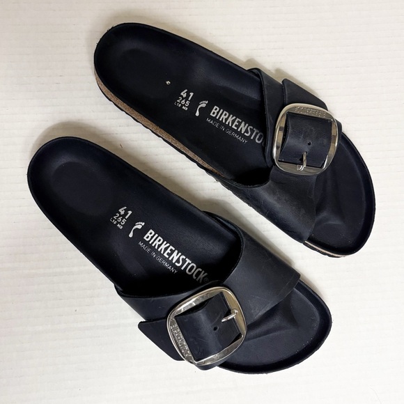 NWOB Birkenstock Madrid Big Buckle Oiled Leather Sandals in Black - Picture 11 of 12